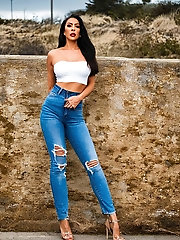 Granny Pornpics - How to Dress Like an Instagram Model